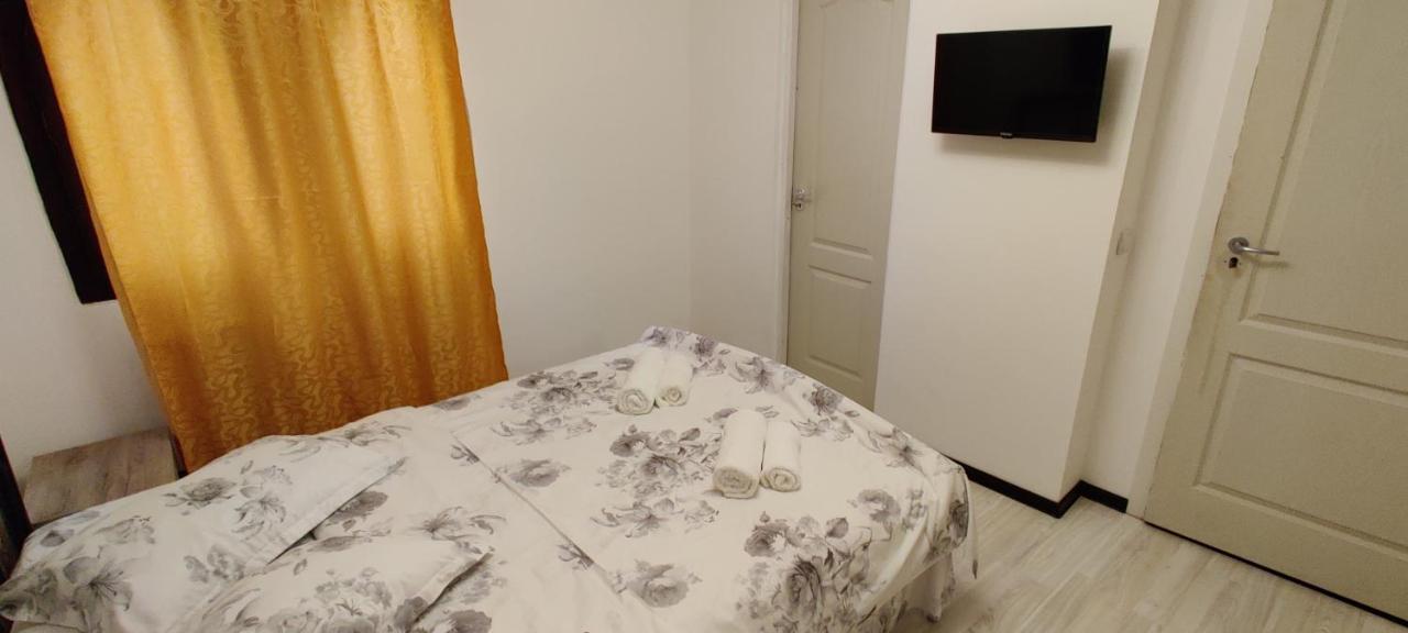 ホテル Casa Narcisa Băile Herculane エクステリア 写真